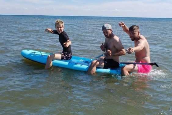 Neue Stand Up Paddle Boards für den Jugendzeltplatz Lenste