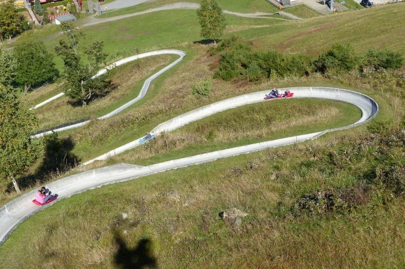 Auf rasanten Rodelspaß muss auch im Frühling nicht verzichtet werden