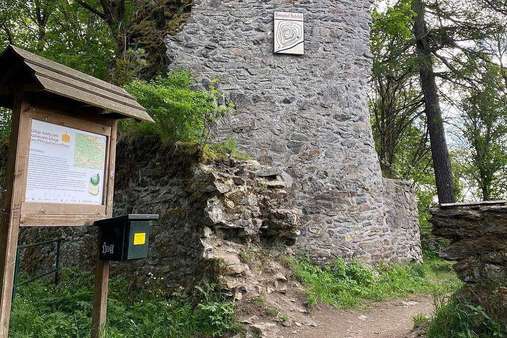 Die Stempelstelle 41 an der Ruine Königsburg