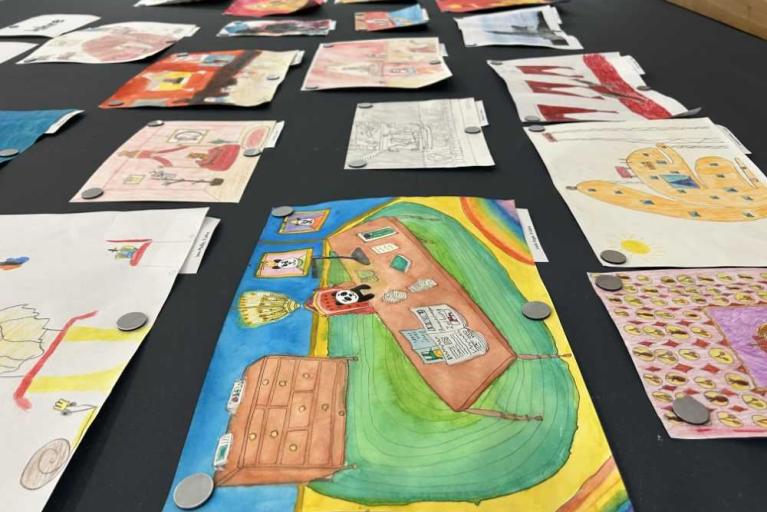 Start der Ausstellung der Bilder des Malwettbewerbs