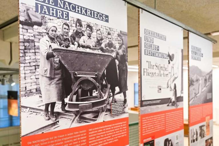 „Frauen im geteilten Deutschland“