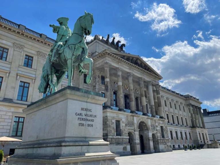Schlossplatz
