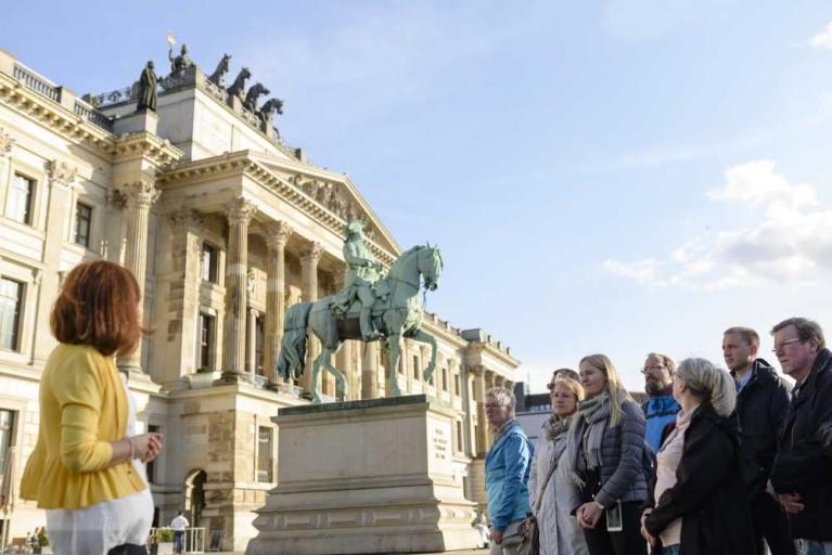 Über 27.100 Personen bei Stadtführungen
