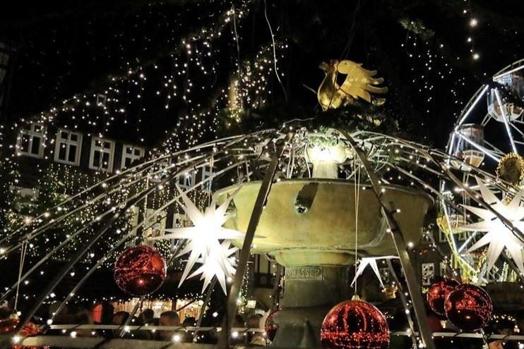 Weihnachtszauber auf Leinwand