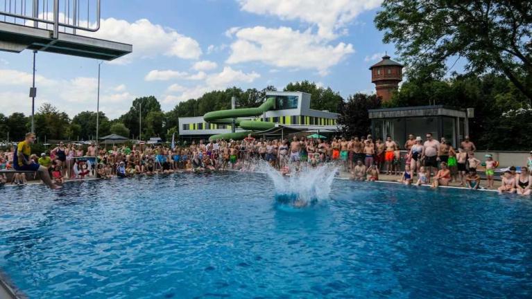 Pool Party