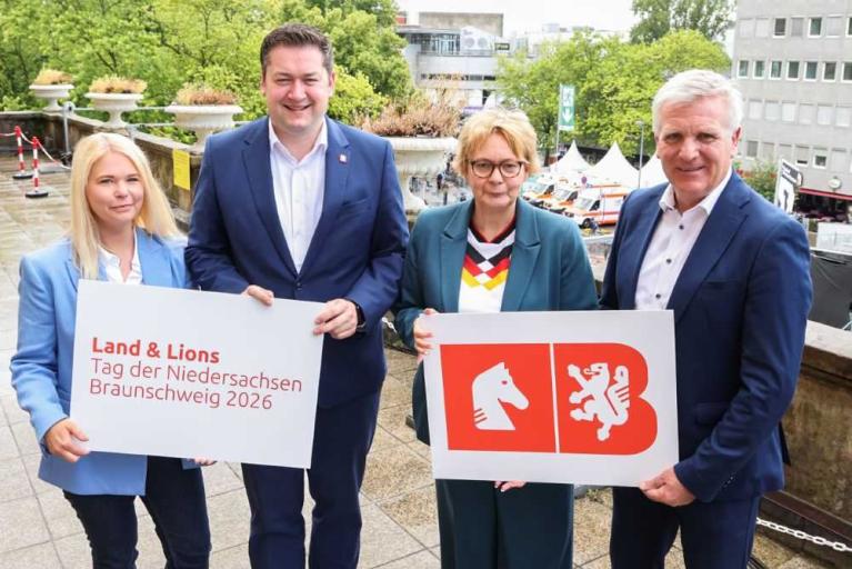 Zwischenbilanz zum Landesfest vom 12. bis zum 14. Juni