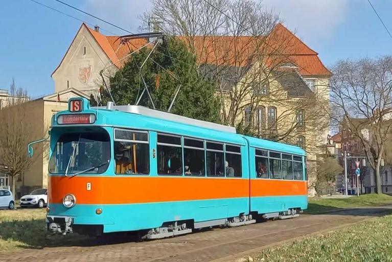 Rundfahrten im Oldtimer zum "Tag der Niedersachsen"