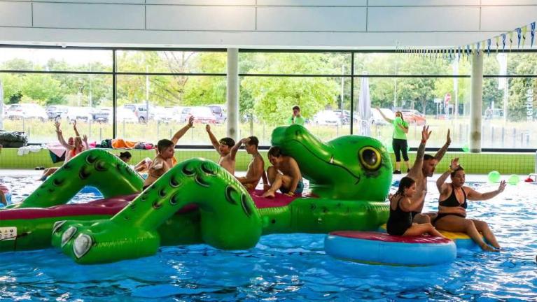 Poolparty2