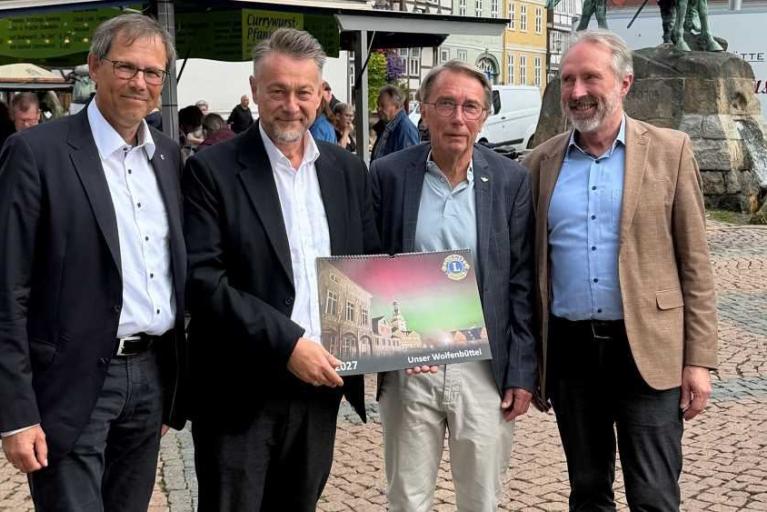 Lions Club Wolfenbüttel präsentiert den Kalender 2027