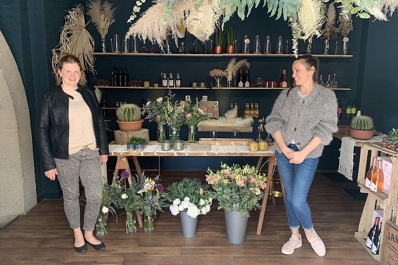 Nicole Schwalm und Tiziana Della Janna im neuen Flair im Steghaus.