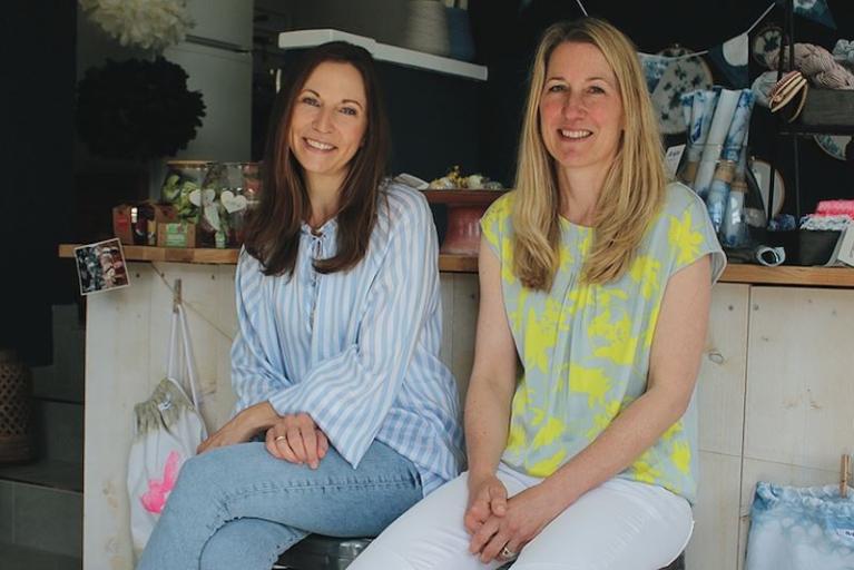 Okerblau. Laden und Café