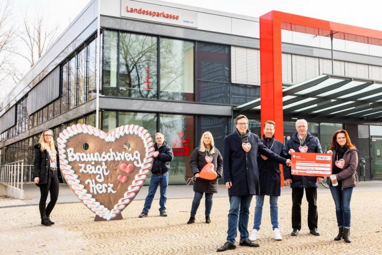 Braunschweig zeigt Herz: Knapp 9.000 Euro Pfandspenden