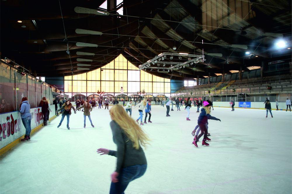 Foto: Eissporthalle am Salzgittersee