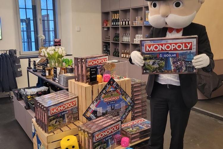 Der Spieleklassiker MONOPOLY in der Goslar-Edition