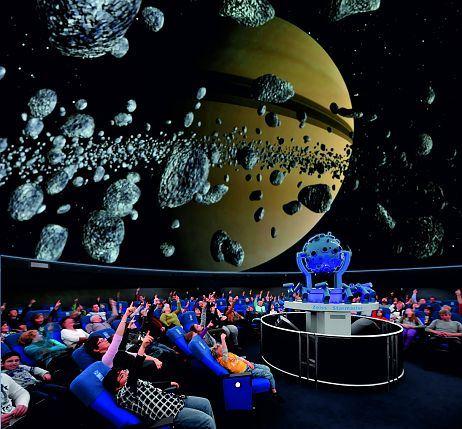 360°-Blick im Planetarium Wolfsburg