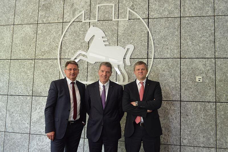 v.l.: Dr. Stefan Hanekopf (Mitglied des Vorstandes), Knud Maywald (Vorsitzender des Vorstandes) und Dirk Gronert (Mitglied des Vorstandes).