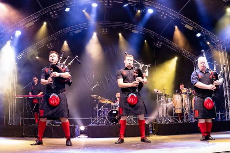Beim Kultursommer 2023 dabei: Red Hot Chilli Pipers