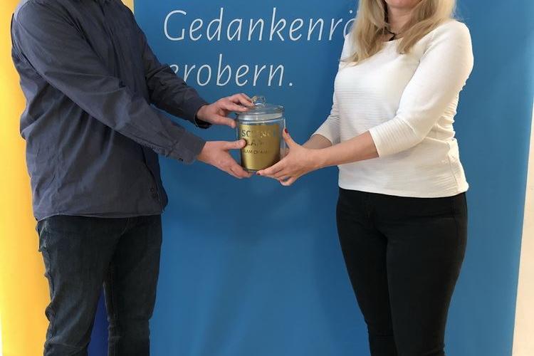 Wie schmeckt ein Kuchen aus Ökostrom?
