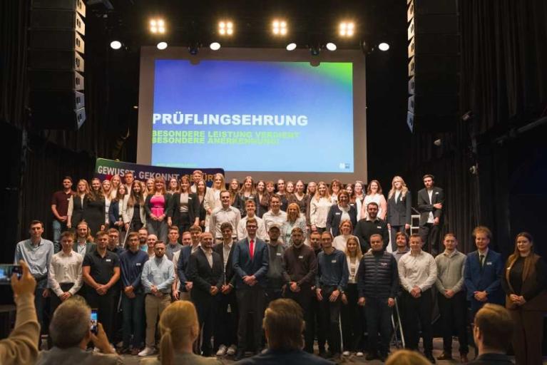 IHK Braunschweig ehrt die besten Azubis