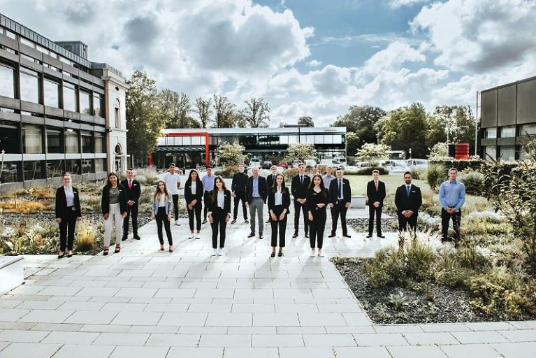 Ausbildungsstart bei der Landessparkasse