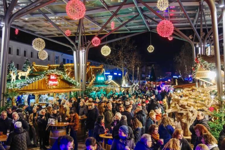 Wolfsburger Weihnachtsmarkt erfolgreich gestartet