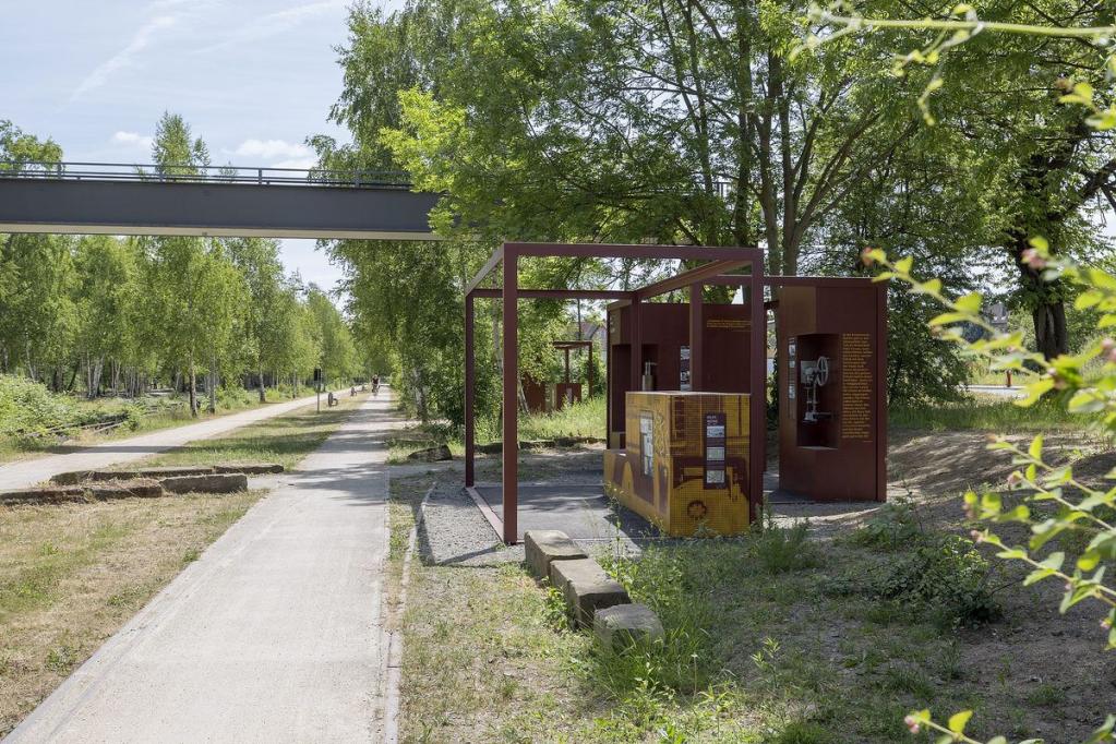 Das Ringgleis ist auch ein Teil des 400 Kilomter langen Weser-Harz-Heide-Radwanderweges.